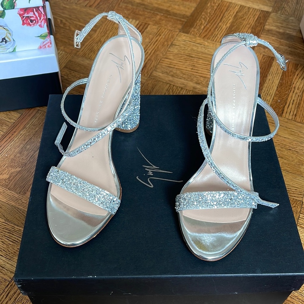 Giuseppe Zanotti authentic sandals, like new